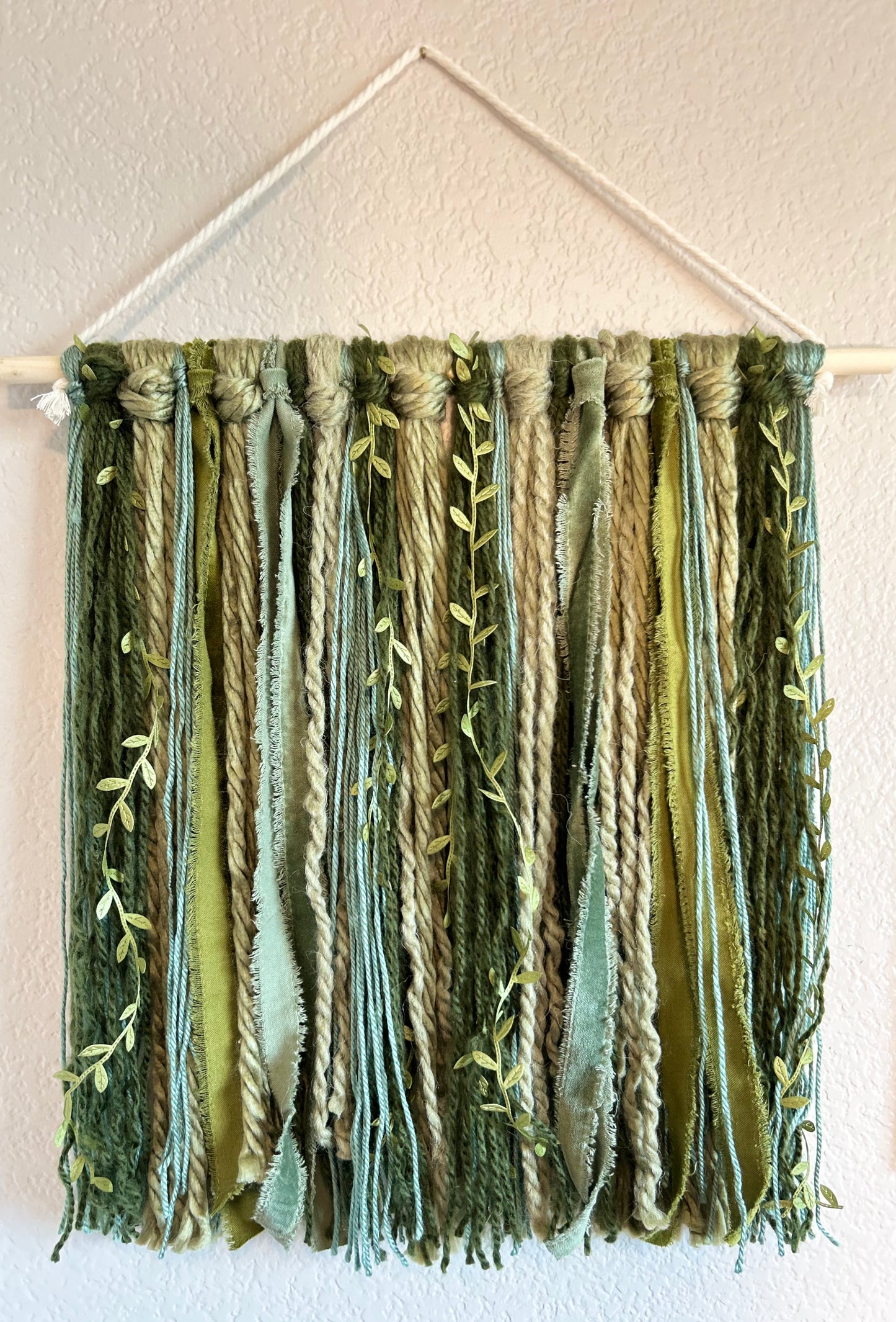 Leafy Vines Yarn Tapestry